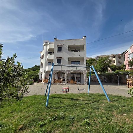Apartments Leticia I Baška Eksteriør bilde