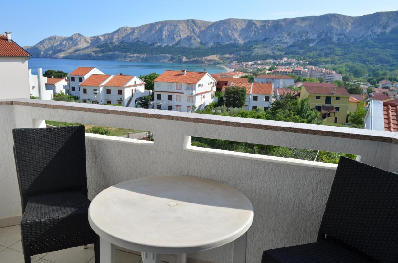 Apartments Leticia I Baška Eksteriør bilde