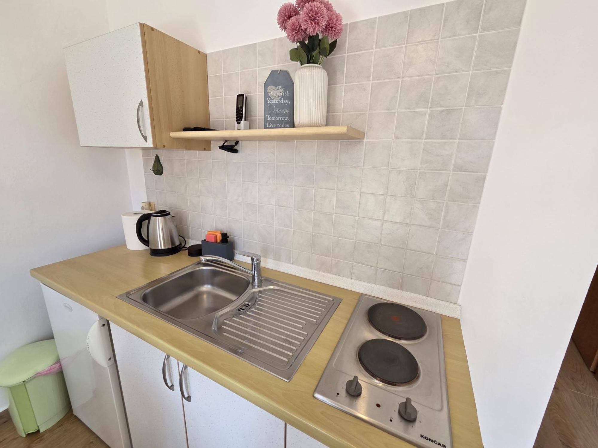 Apartments Leticia I Baška Eksteriør bilde