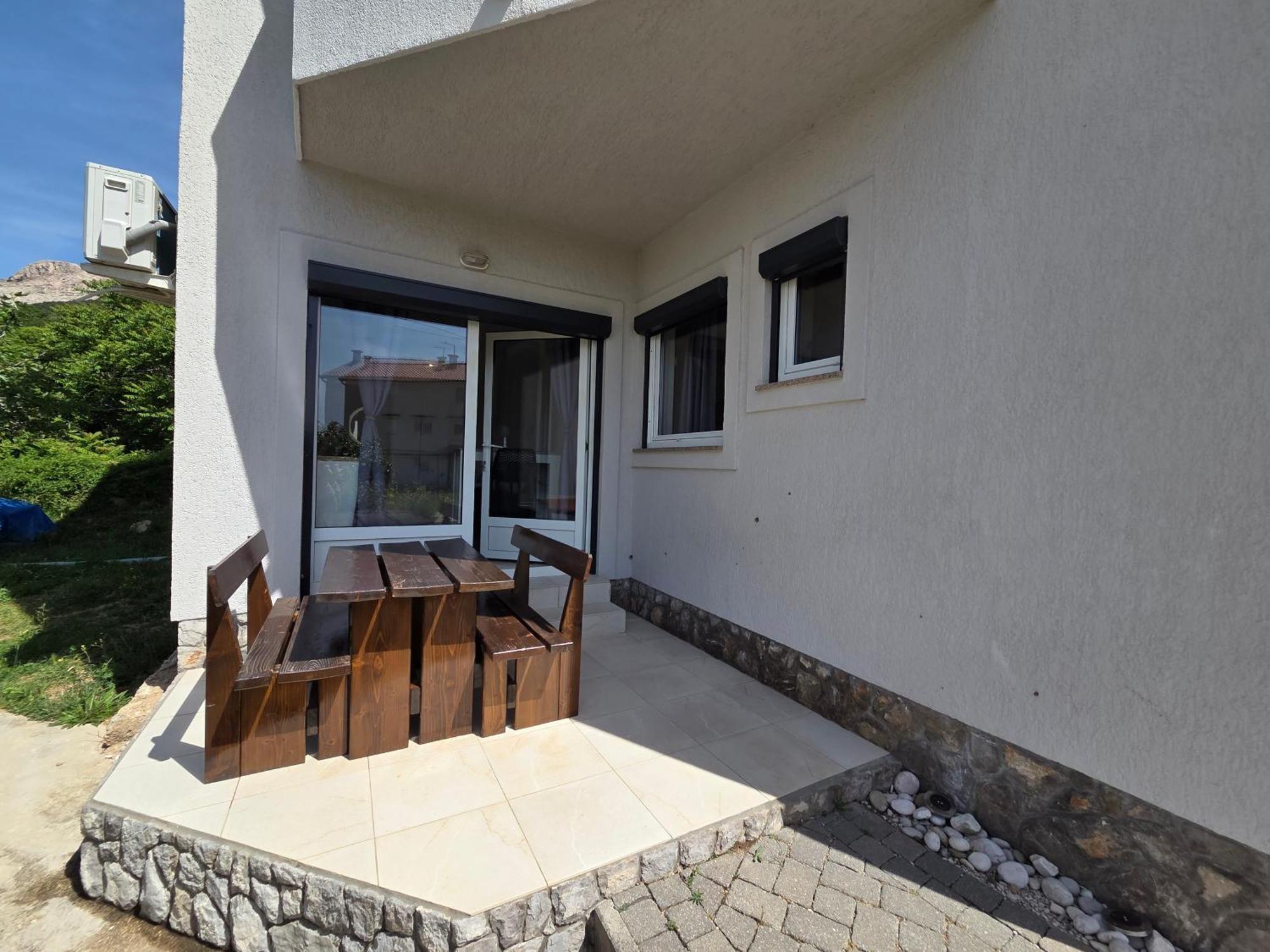 Apartments Leticia I Baška Eksteriør bilde
